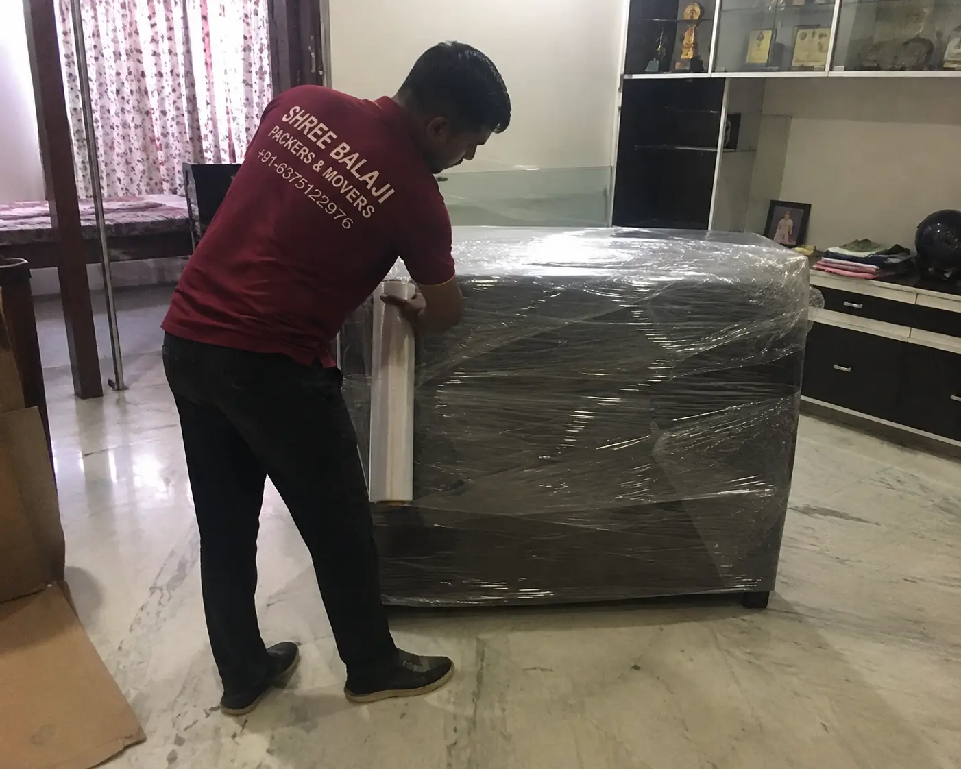 Household shifting service